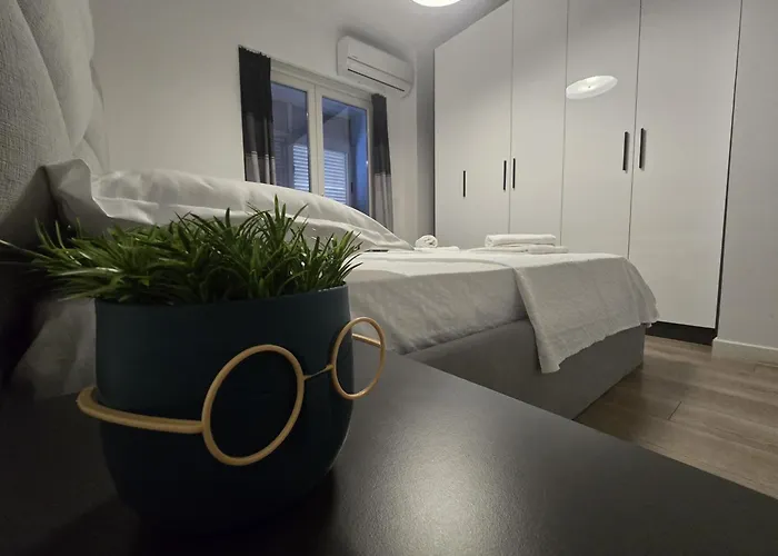 Enzo Cozyapartments-wilson Square Daire