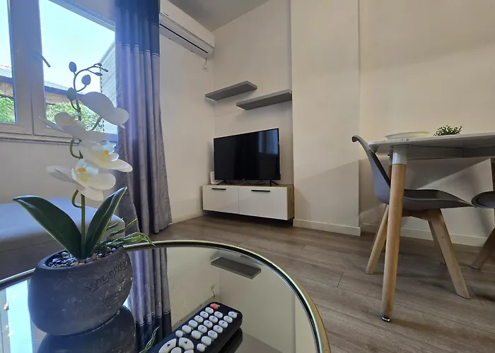 Enzo Cozyapartments-wilson Square * Tiran